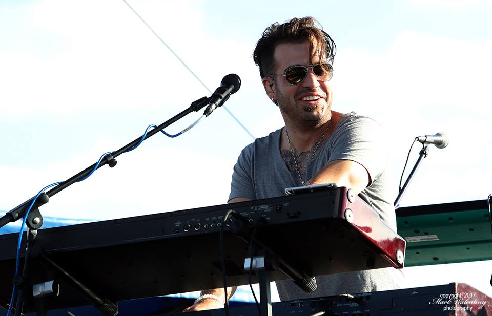 Adam Daniel – Pig Hog Cables