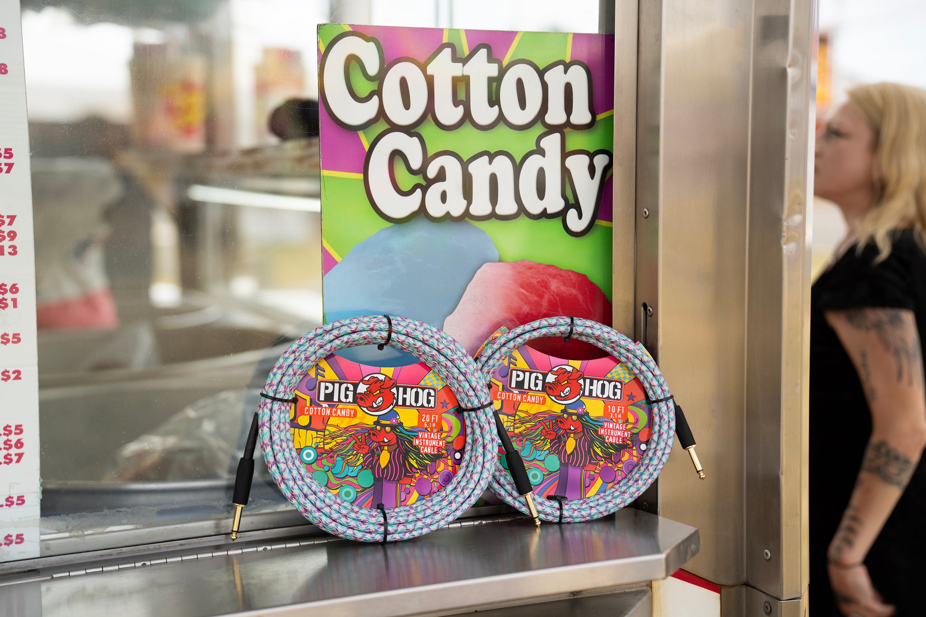 Pig Hog "Cotton Candy" Instrument Cable, 20ft Right Angle