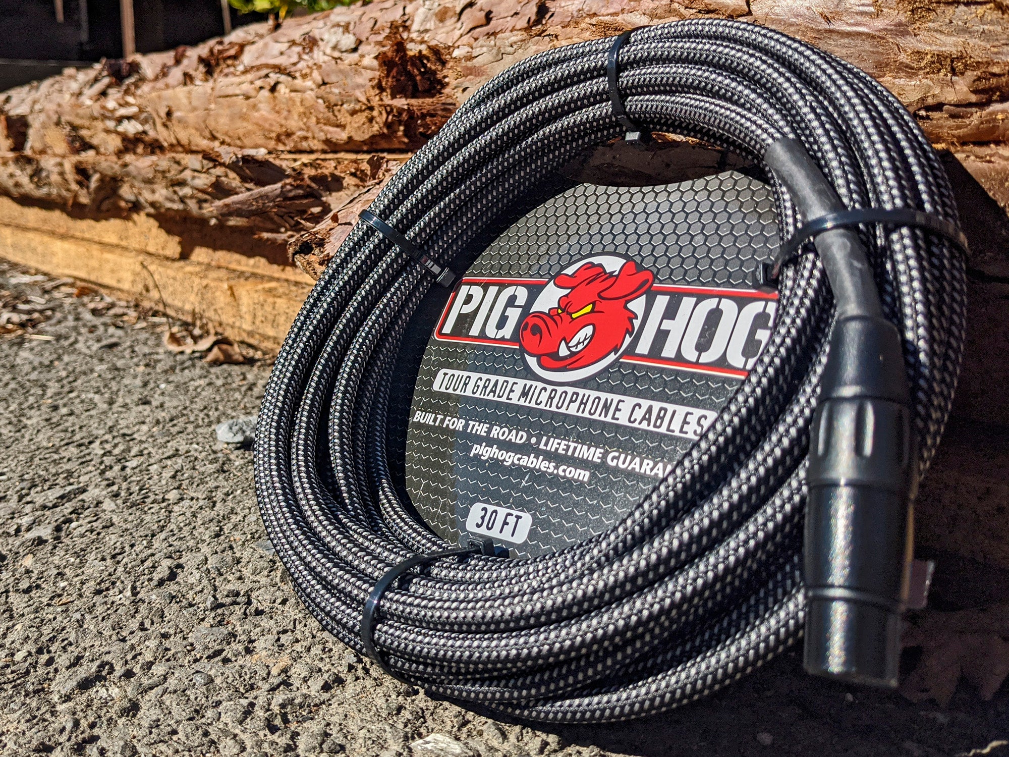 Pig Hog Black & White Woven Mic Cable, XLR