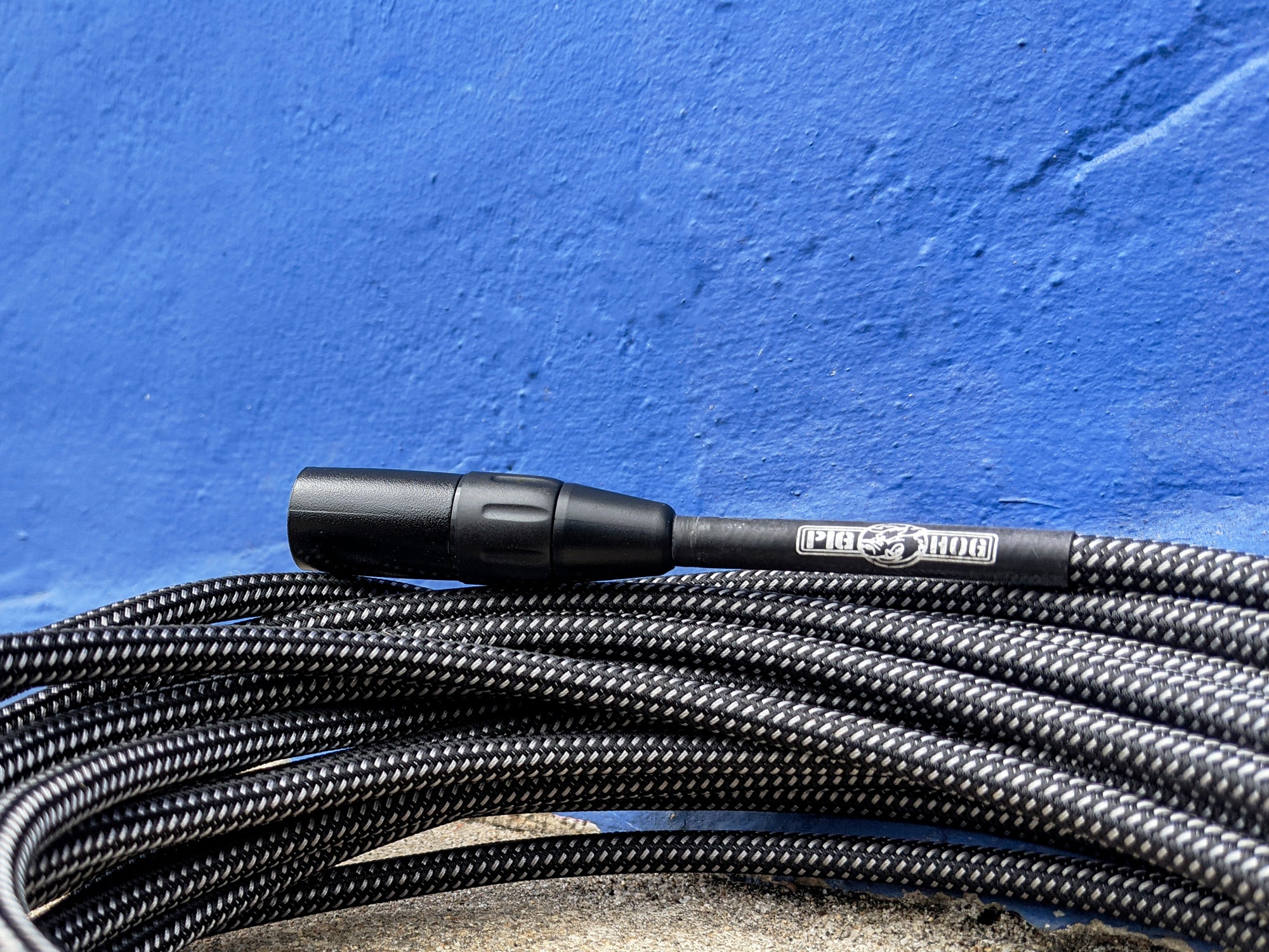 Pig Hog Black & White Woven Mic Cable, XLR